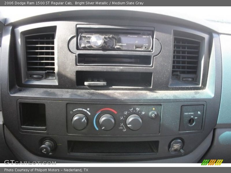 Bright Silver Metallic / Medium Slate Gray 2006 Dodge Ram 1500 ST Regular Cab
