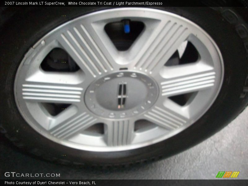 White Chocolate Tri Coat / Light Parchment/Espresso 2007 Lincoln Mark LT SuperCrew