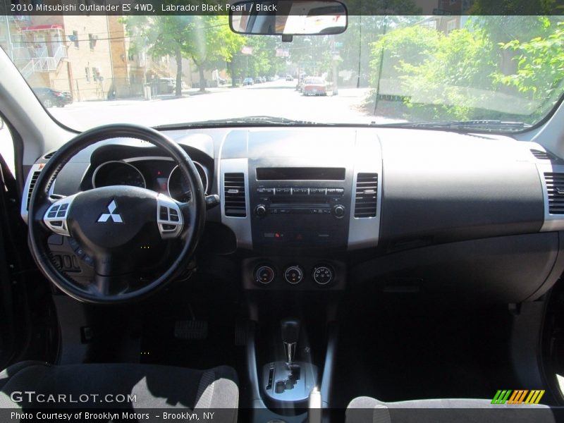 Labrador Black Pearl / Black 2010 Mitsubishi Outlander ES 4WD
