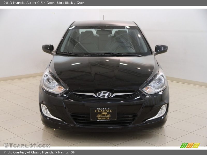 Ultra Black / Gray 2013 Hyundai Accent GLS 4 Door