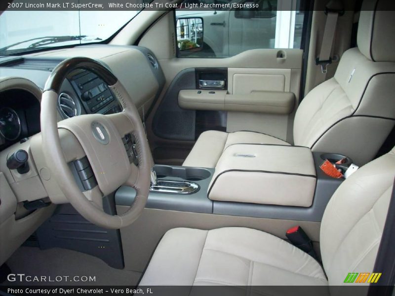 White Chocolate Tri Coat / Light Parchment/Espresso 2007 Lincoln Mark LT SuperCrew