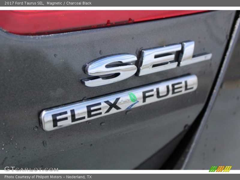 Magnetic / Charcoal Black 2017 Ford Taurus SEL