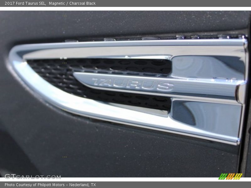Magnetic / Charcoal Black 2017 Ford Taurus SEL