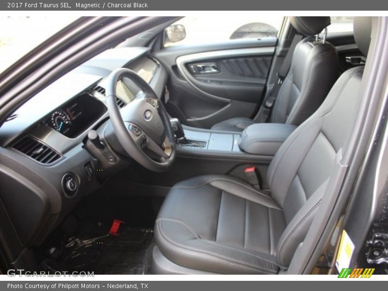 Magnetic / Charcoal Black 2017 Ford Taurus SEL