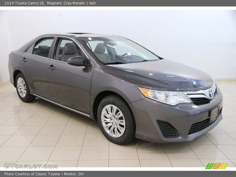 Magnetic Gray Metallic / Ash 2014 Toyota Camry LE