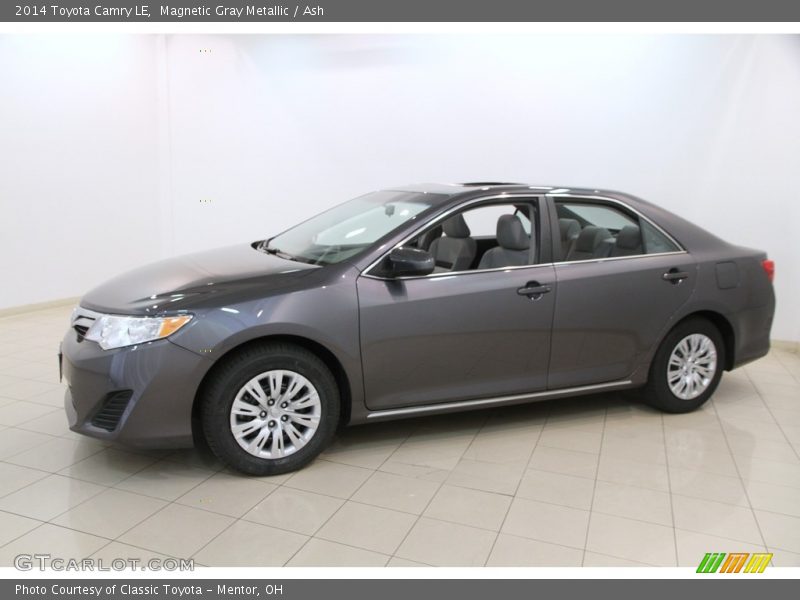 Magnetic Gray Metallic / Ash 2014 Toyota Camry LE