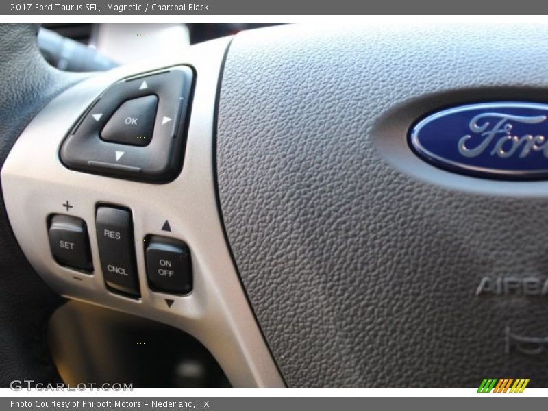 Magnetic / Charcoal Black 2017 Ford Taurus SEL