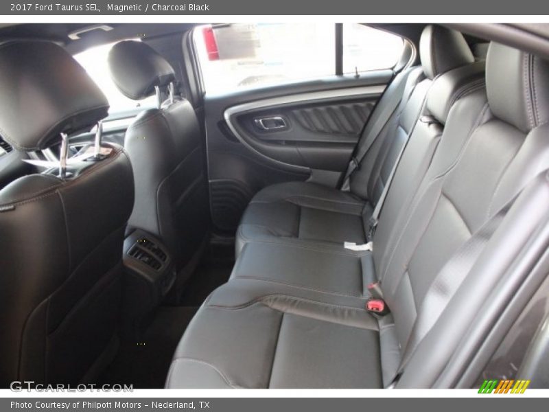 Magnetic / Charcoal Black 2017 Ford Taurus SEL