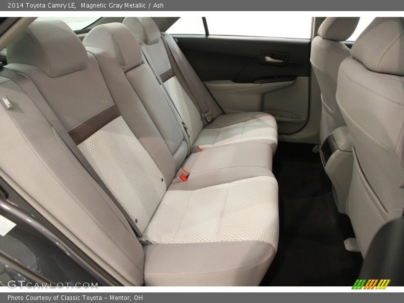 Magnetic Gray Metallic / Ash 2014 Toyota Camry LE