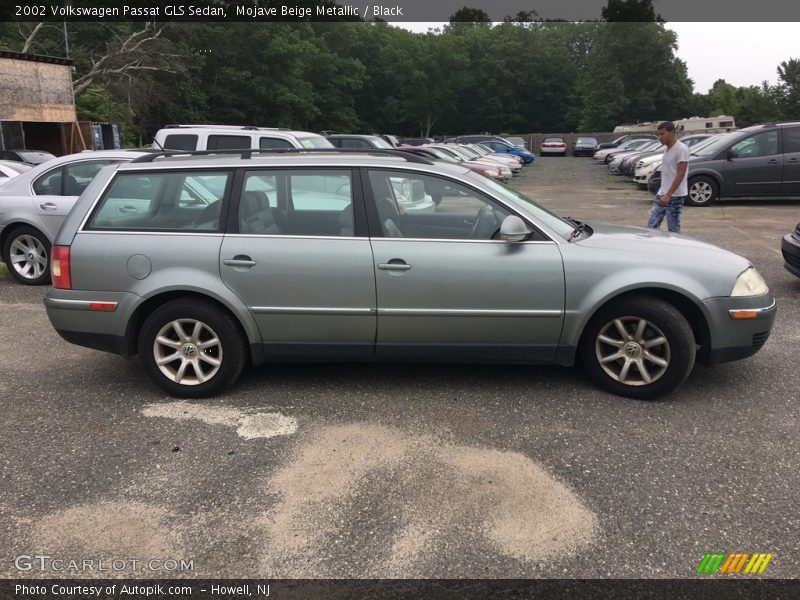 Mojave Beige Metallic / Black 2002 Volkswagen Passat GLS Sedan