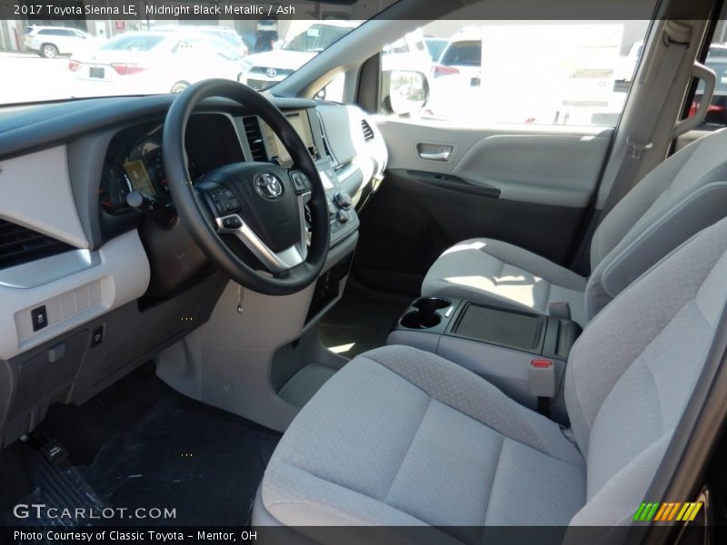 Midnight Black Metallic / Ash 2017 Toyota Sienna LE