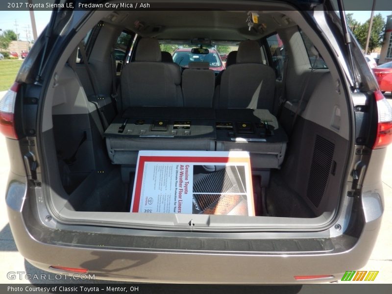 Predawn Gray Mica / Ash 2017 Toyota Sienna LE