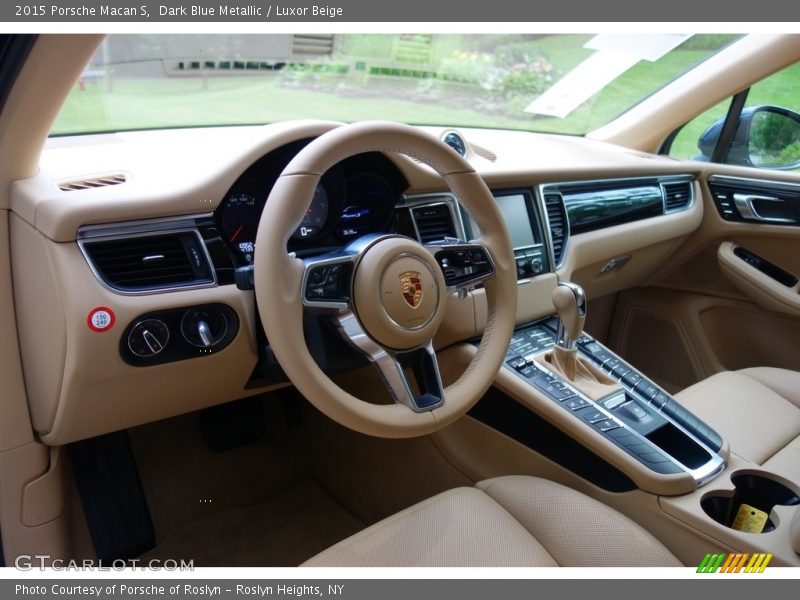 Dark Blue Metallic / Luxor Beige 2015 Porsche Macan S