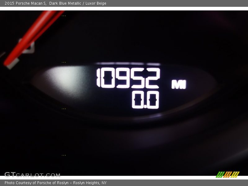 Dark Blue Metallic / Luxor Beige 2015 Porsche Macan S