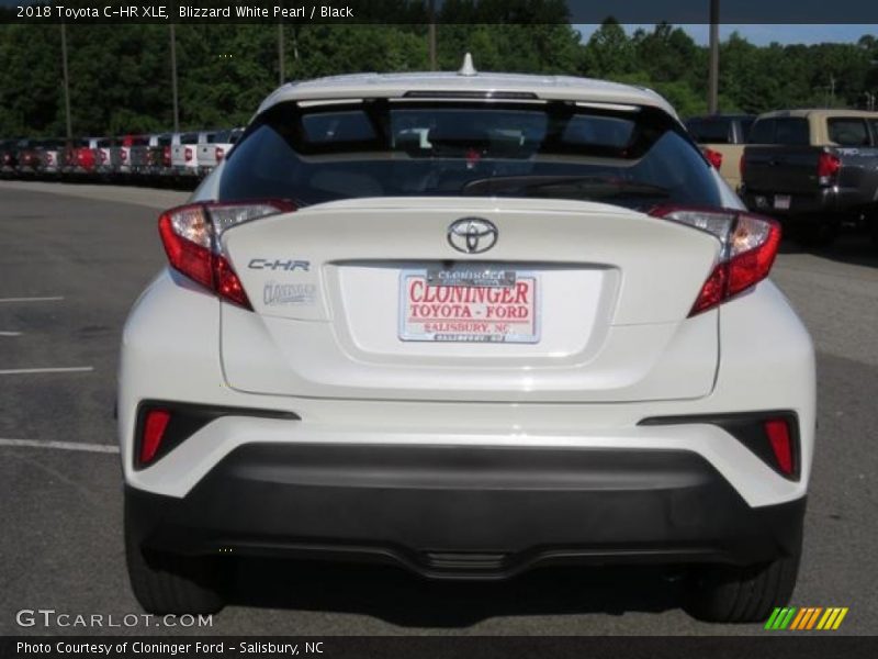 Blizzard White Pearl / Black 2018 Toyota C-HR XLE