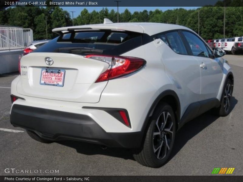 Blizzard White Pearl / Black 2018 Toyota C-HR XLE