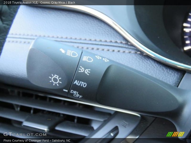 Cosmic Gray Mica / Black 2018 Toyota Avalon XLE
