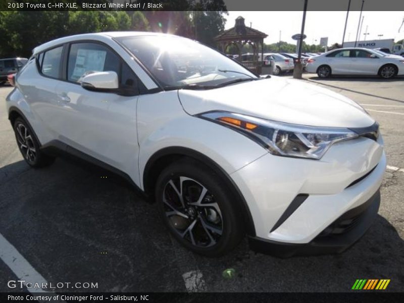 Blizzard White Pearl / Black 2018 Toyota C-HR XLE