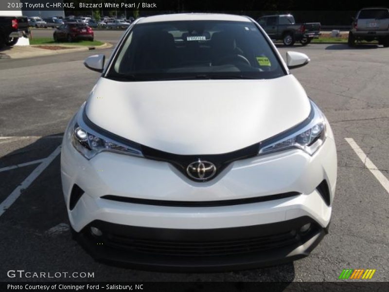 Blizzard White Pearl / Black 2018 Toyota C-HR XLE