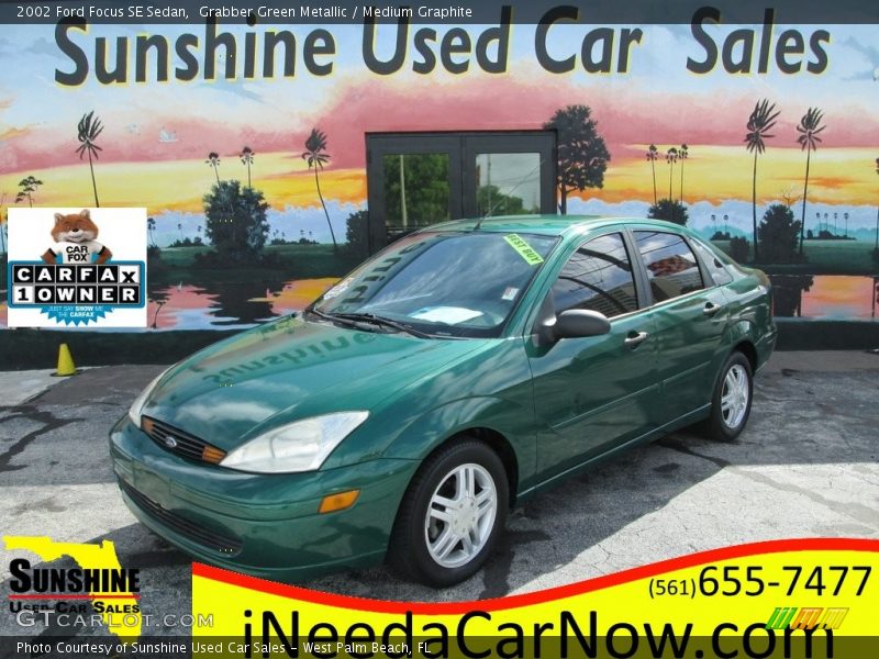Grabber Green Metallic / Medium Graphite 2002 Ford Focus SE Sedan