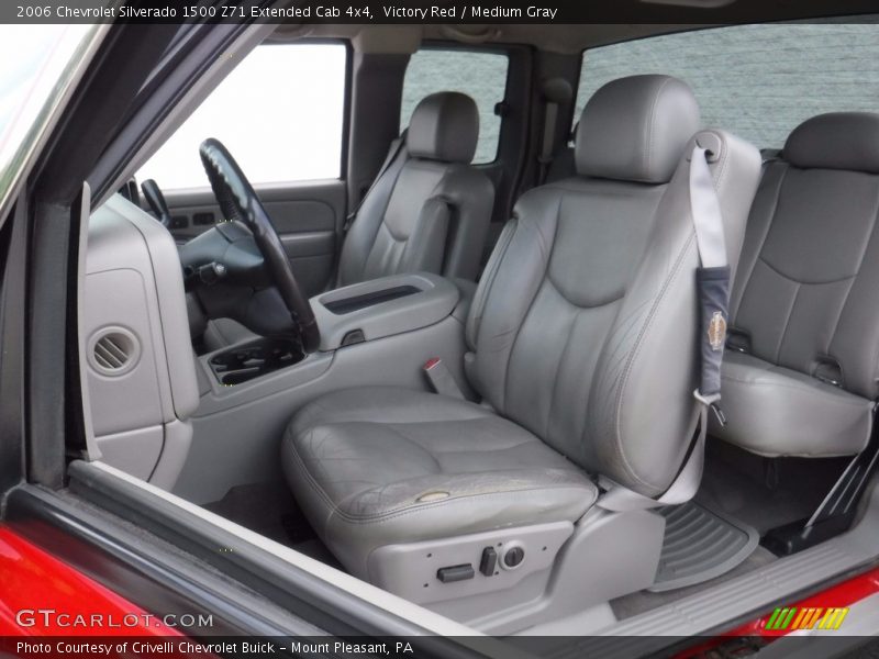Victory Red / Medium Gray 2006 Chevrolet Silverado 1500 Z71 Extended Cab 4x4