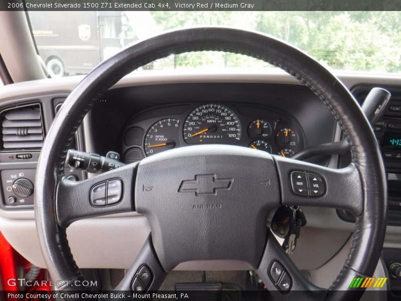 Victory Red / Medium Gray 2006 Chevrolet Silverado 1500 Z71 Extended Cab 4x4