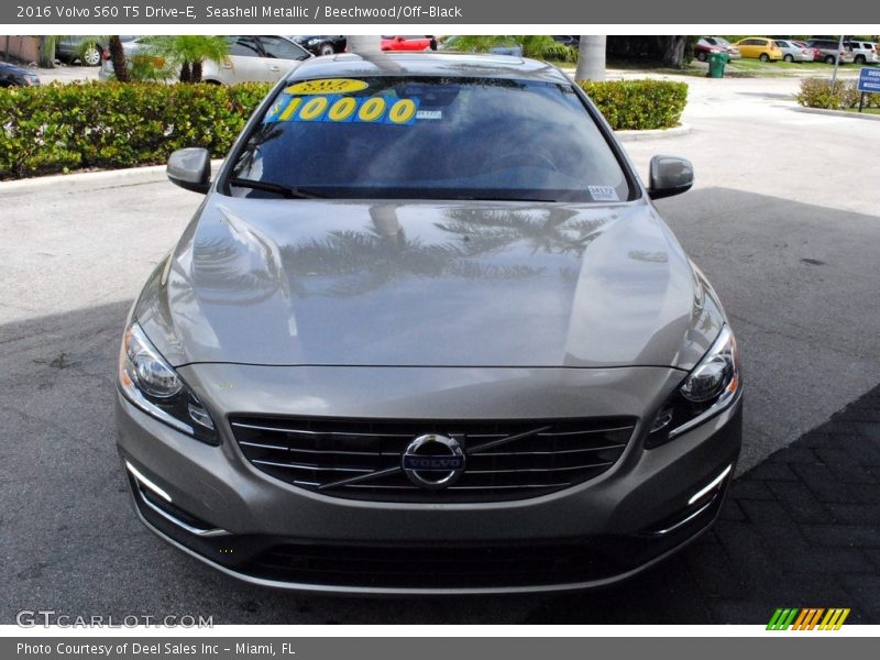 Seashell Metallic / Beechwood/Off-Black 2016 Volvo S60 T5 Drive-E
