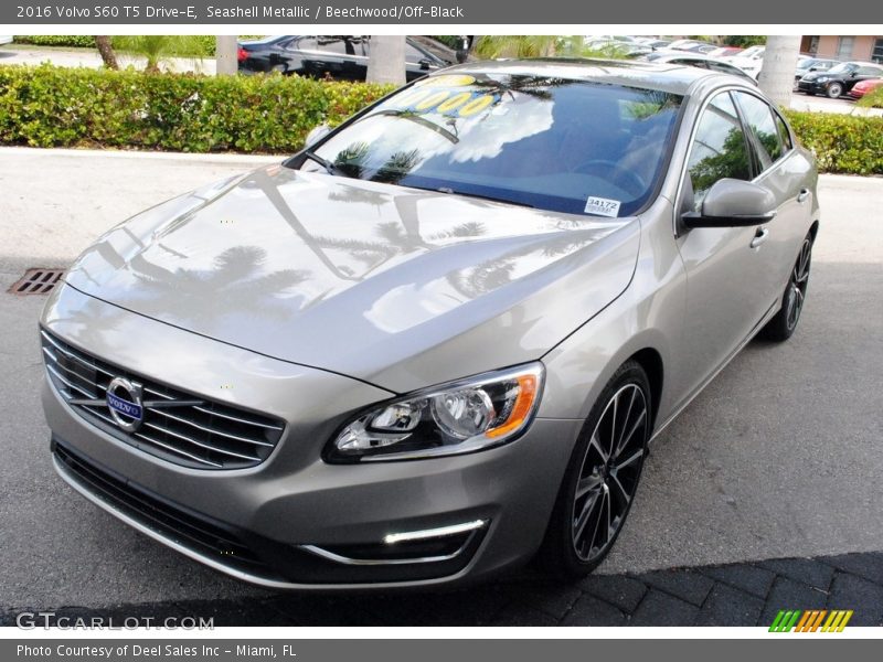 Seashell Metallic / Beechwood/Off-Black 2016 Volvo S60 T5 Drive-E