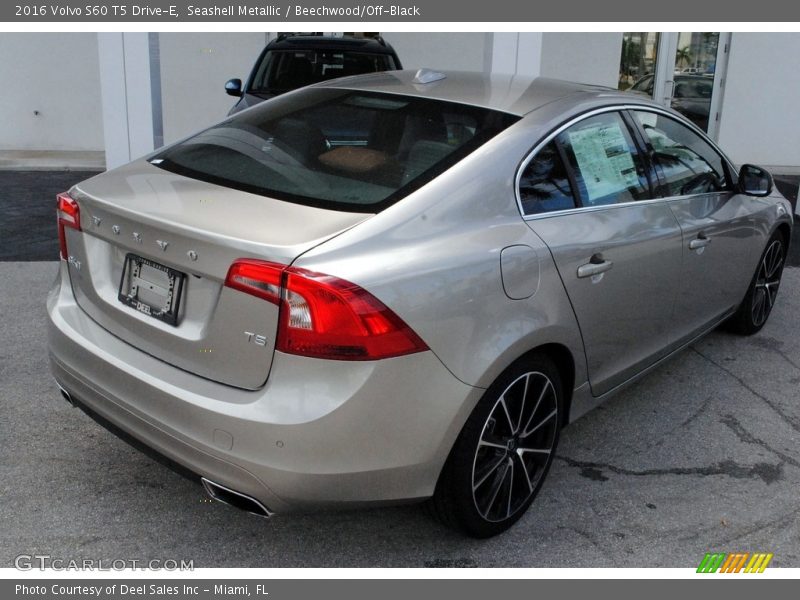 Seashell Metallic / Beechwood/Off-Black 2016 Volvo S60 T5 Drive-E