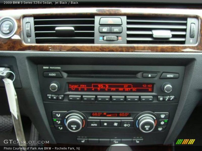 Jet Black / Black 2009 BMW 3 Series 328xi Sedan
