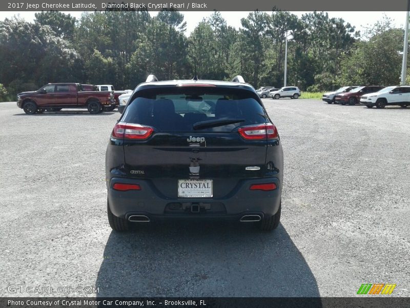 Diamond Black Crystal Pearl / Black 2017 Jeep Cherokee Latitude