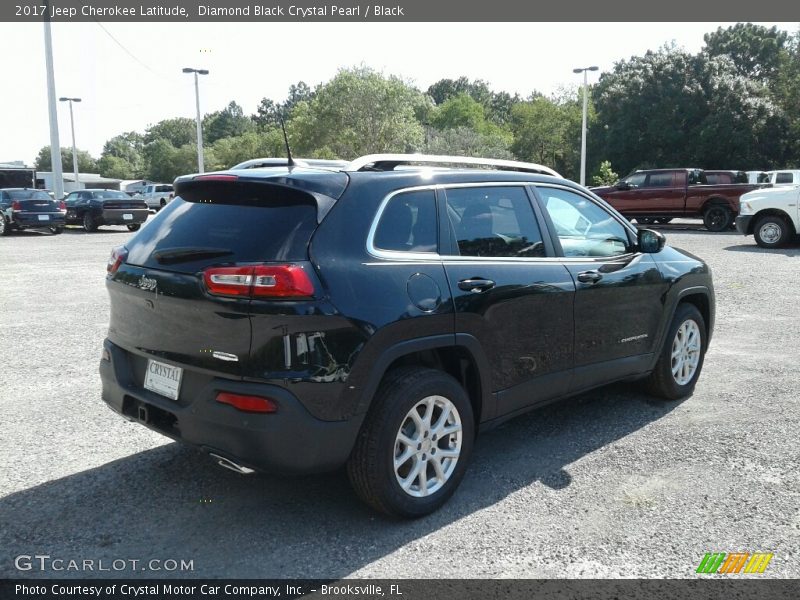 Diamond Black Crystal Pearl / Black 2017 Jeep Cherokee Latitude