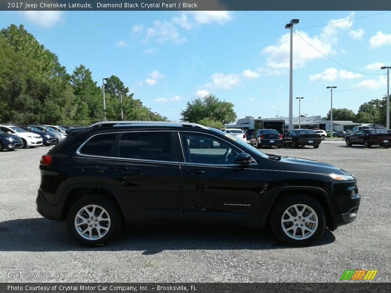 Diamond Black Crystal Pearl / Black 2017 Jeep Cherokee Latitude