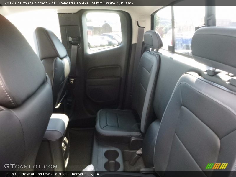 Summit White / Jet Black 2017 Chevrolet Colorado Z71 Extended Cab 4x4