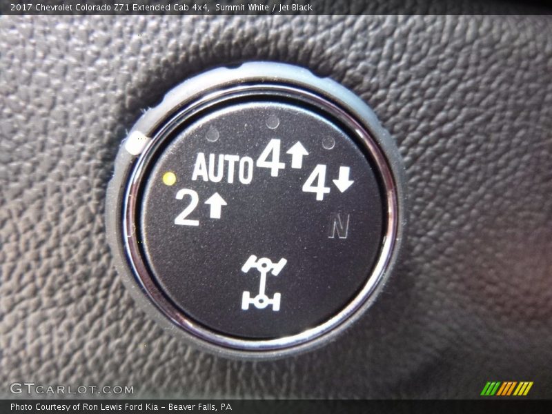 Summit White / Jet Black 2017 Chevrolet Colorado Z71 Extended Cab 4x4