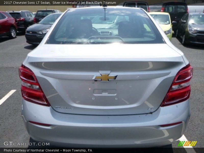 Silver Ice Metallic / Jet Black/Dark Titanium 2017 Chevrolet Sonic LT Sedan