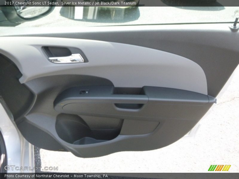 Silver Ice Metallic / Jet Black/Dark Titanium 2017 Chevrolet Sonic LT Sedan