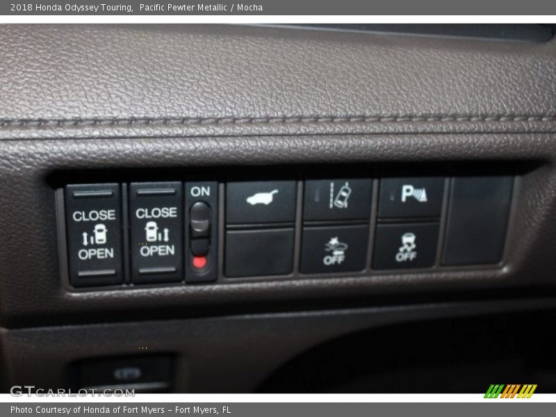 Pacific Pewter Metallic / Mocha 2018 Honda Odyssey Touring