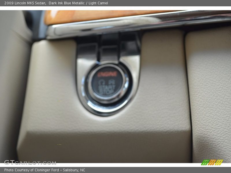 Dark Ink Blue Metallic / Light Camel 2009 Lincoln MKS Sedan