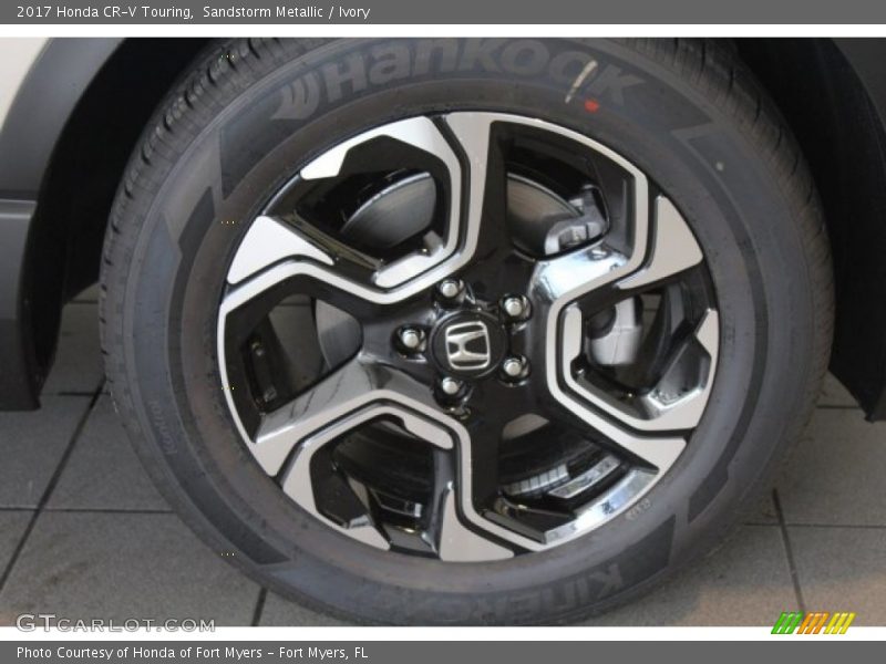 Sandstorm Metallic / Ivory 2017 Honda CR-V Touring
