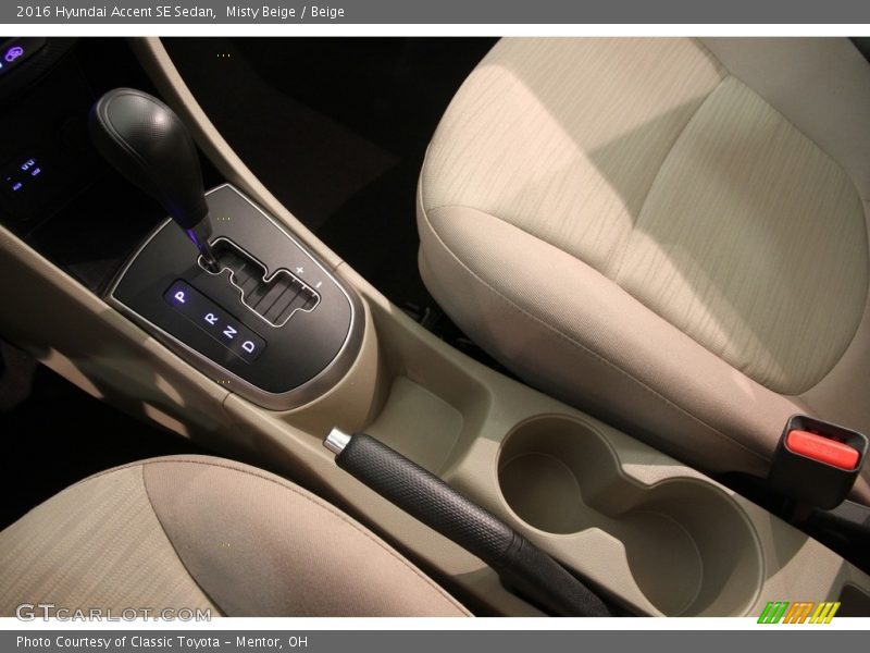 Misty Beige / Beige 2016 Hyundai Accent SE Sedan