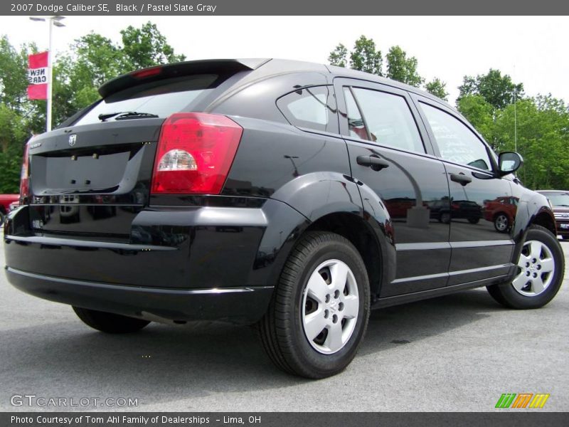 Black / Pastel Slate Gray 2007 Dodge Caliber SE