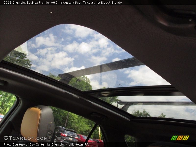 Iridescent Pearl Tricoat / Jet Black/­Brandy 2018 Chevrolet Equinox Premier AWD