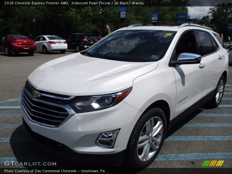 Iridescent Pearl Tricoat / Jet Black/­Brandy 2018 Chevrolet Equinox Premier AWD