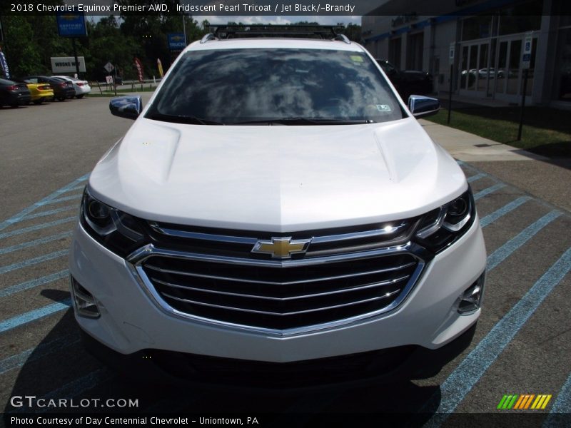 Iridescent Pearl Tricoat / Jet Black/­Brandy 2018 Chevrolet Equinox Premier AWD