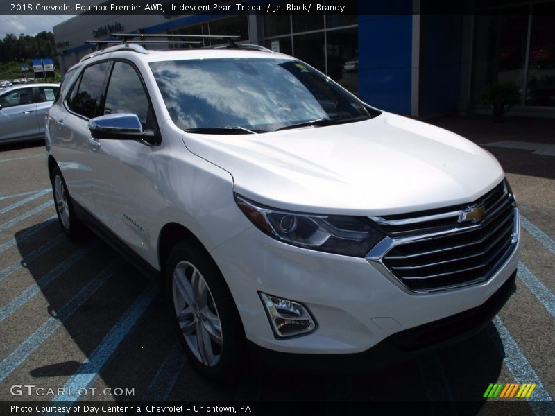 Iridescent Pearl Tricoat / Jet Black/­Brandy 2018 Chevrolet Equinox Premier AWD