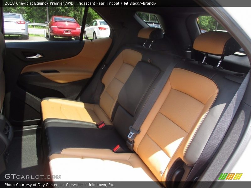 Iridescent Pearl Tricoat / Jet Black/­Brandy 2018 Chevrolet Equinox Premier AWD