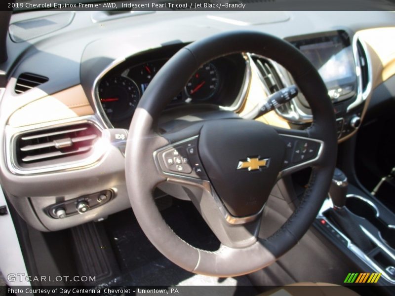 Iridescent Pearl Tricoat / Jet Black/­Brandy 2018 Chevrolet Equinox Premier AWD