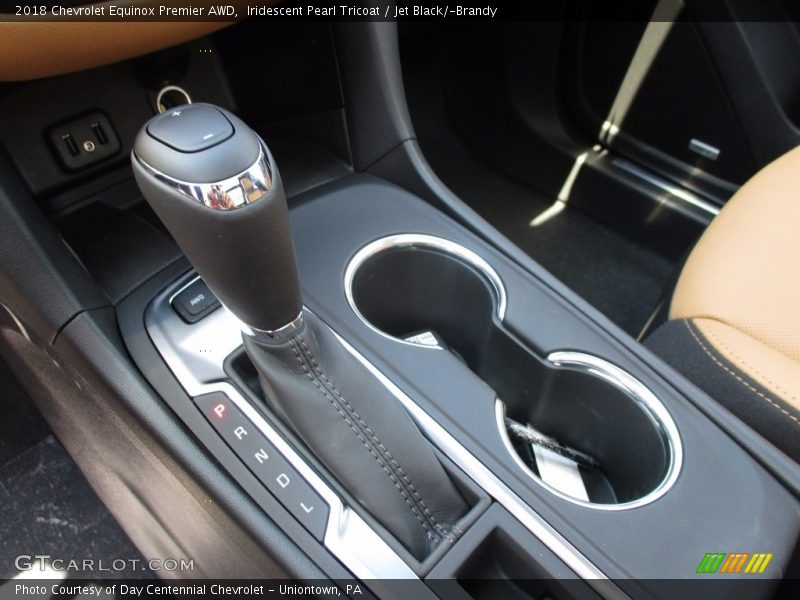 Iridescent Pearl Tricoat / Jet Black/­Brandy 2018 Chevrolet Equinox Premier AWD