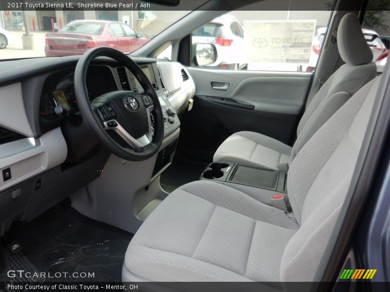Shoreline Blue Pearl / Ash 2017 Toyota Sienna LE